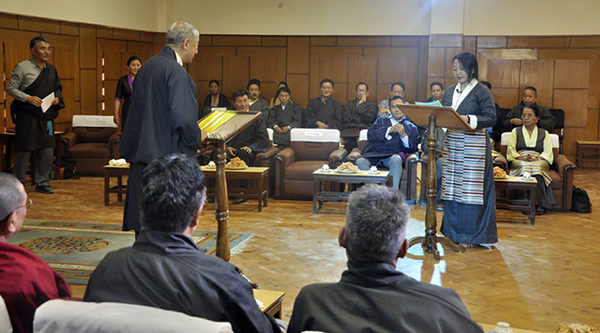 2018年4月3日，瑪央金博士宣誓就任第十五屆噶廈教育部部長。（照片：CTA）