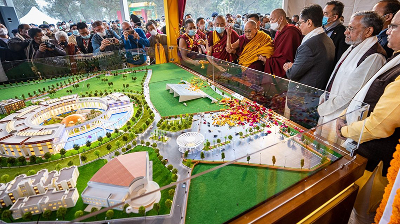 2023年1月3日在印度比哈爾邦菩提伽耶，達賴喇嘛尊者為「達賴喇嘛西藏和印度古代智慧中心」奠基。 （照片：OHHDL）